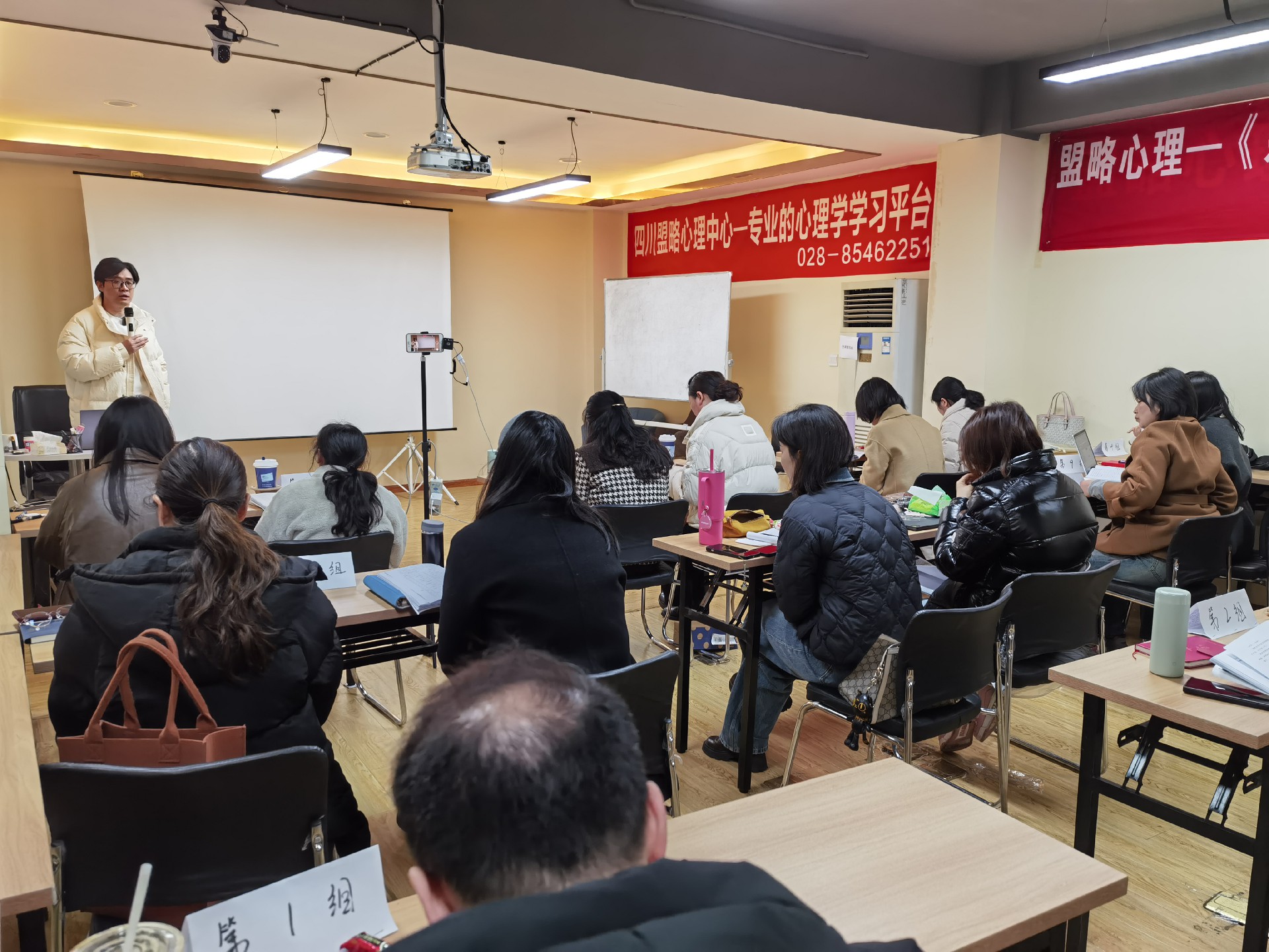 合影5.jpg